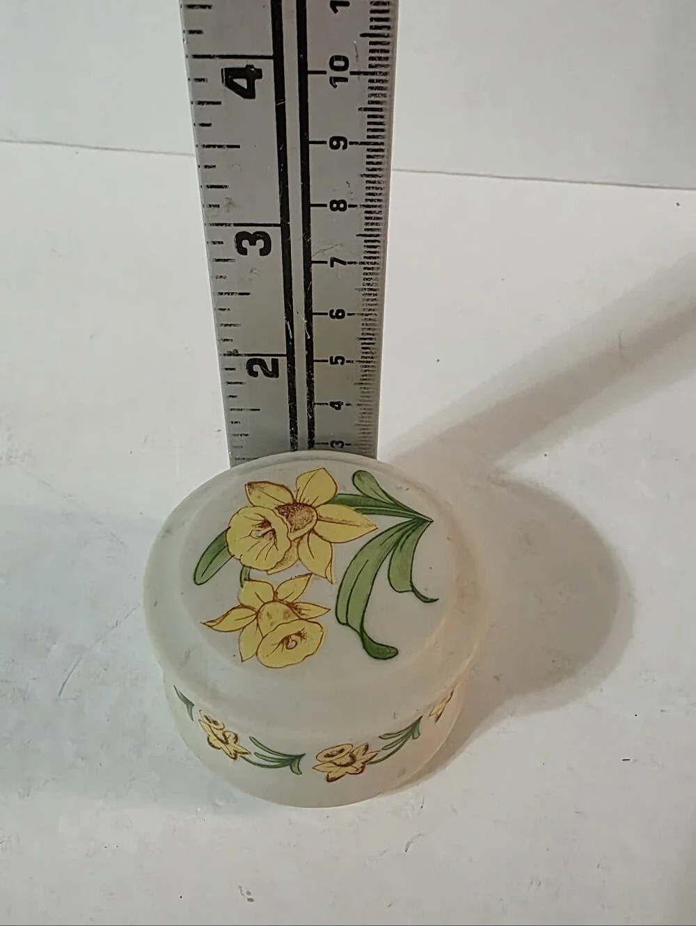 Lefton Flower Of The Month March #KW642 Trinket Box Antique Ivory
